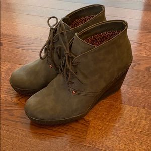 Dr. Scholls brown Bethany wedge ankle booties